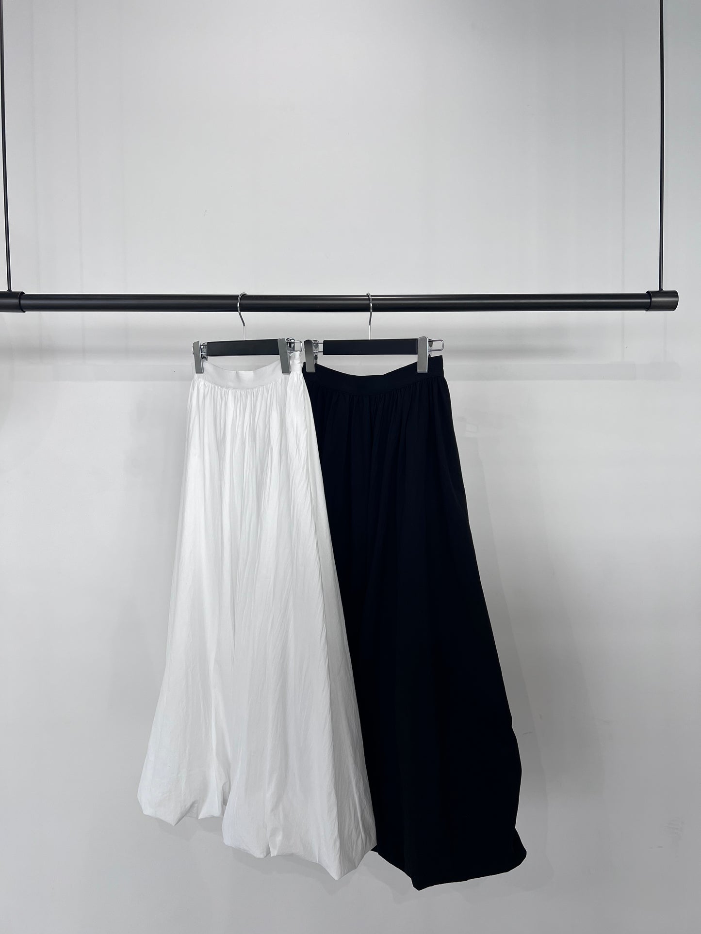 BALLOON SKIRT "BLACK"